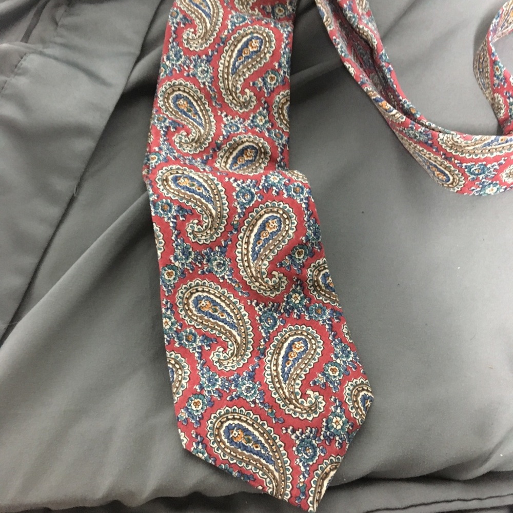 Vintage red paisley tie